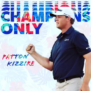 高爾夫球手Patton Kizzire在色彩繽紛的熱帶圖形背景前，高舉拳頭慶祝勝利。 — 運動 壁紙