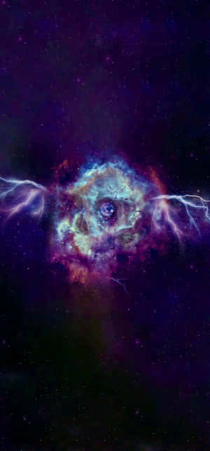 深空中帶有閃電的紫色宇宙星雲