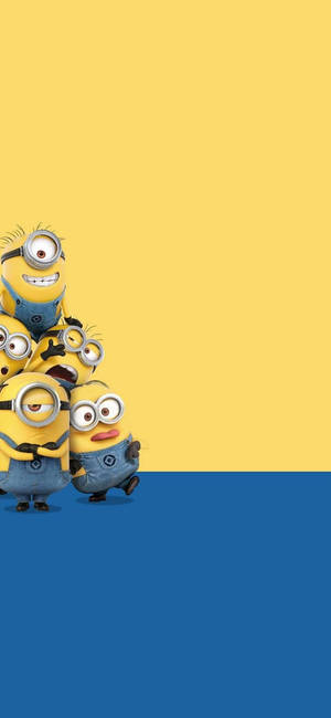 在黃色和藍色背景上從左下角探出頭來的Minions堆 — iPhone Xr 壁紙
