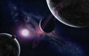帶有光環的行星在色彩繽紛的星雲中圍繞一顆明亮的恆星運行。