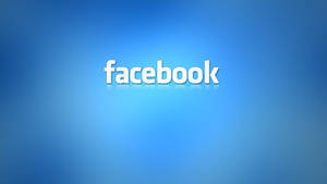 Facebook標誌以白色文字顯示在藍色漸變背景上。