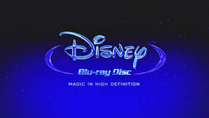在星空夜空中藍色發光的Disney Blu-ray Disc標誌。 — Studio Display 壁紙
