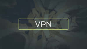 一群人手持帶有VPN文字疊加的智能手機。