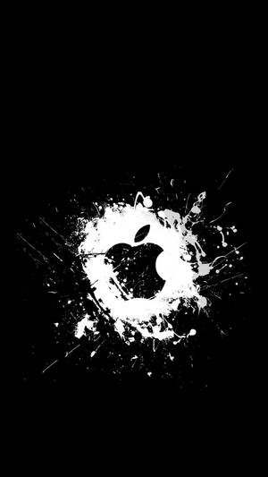 黑色背景上白色油漆飛濺的Apple標誌