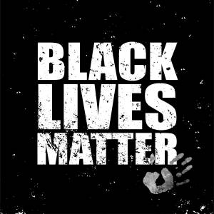 黑色背景上有手印的 black lives matter 抗議標語。
