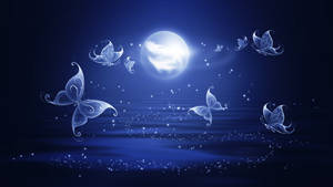 發光的蝴蝶在滿月下，於星空夜空中飛翔。