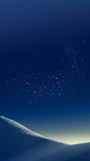 星空下白雪覆蓋的山脊 — 三星 Galaxy S20 壁紙