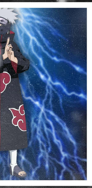 白髮紅雲斗篷的動漫忍者引導藍色閃電。 — 黑川伊佐那 壁紙