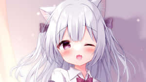 動漫女孩，銀色頭髮和貓耳朵，帶著快樂的表情眨眼。 — 可愛動漫女仔 壁紙