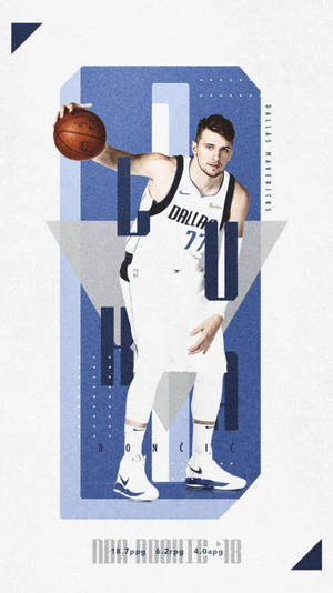 NBA新秀盧卡·東契奇穿著達拉斯獨行俠球衣持球。