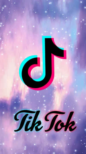 帶有星空宇宙背景的 TikTok 標誌