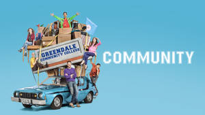 《Community》演員們擠在一輛載滿物品的車上，帶有Greendale College標誌。 — 火影忍者海報 壁紙