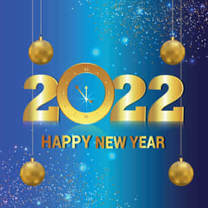 金色2022年新年倒數，帶有懸掛裝飾和閃閃發光的五彩紙屑。