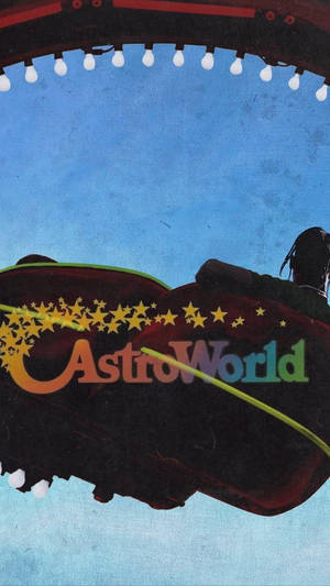 夜間燈串下帶有AstroWorld標誌和星星的過山車。