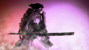 身穿暗色鎧甲的武士戰士，在煙霧粉紅和紫色背景下手持武士刀。