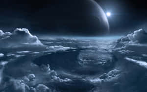 雲在發光的星星和一顆大行星下翻騰於太空。