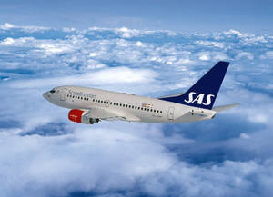 北歐SAS客機飛越雲層