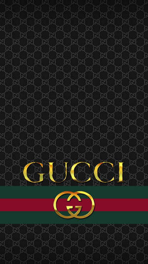黑色背景上的Gucci標誌，帶有紅綠條紋和字母組合圖案。