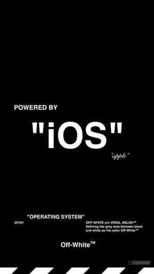 黑色背景，白色文字寫著 iOS 由 Off-White 和 Apple 驅動。