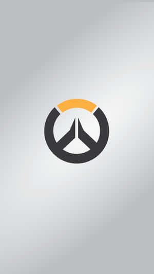 灰色漸變背景上的黑色和橙色Overwatch標誌。