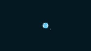 黑暗太空中帶有雲朵和小衛星的藍色行星。 — 簡單 壁紙