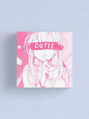 動漫女孩手指放在嘴唇上，眼睛上掛著「CUTIE」橫幅，以粉紅色調呈現。 — 粉紅 壁紙