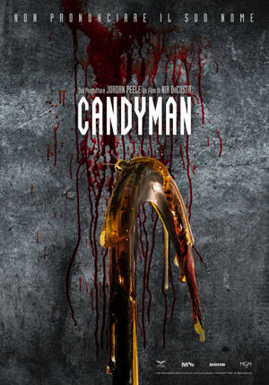 一個血淋淋的鉤子靠在灰色牆上，牆上有'Candyman'和意大利語警告文字。 — 鬼滅之刃面具 壁紙