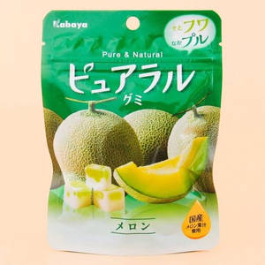 綠色包裝的蜜瓜味軟糖，帶有真實蜜瓜圖案。