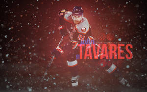 冰球運動員 John Tavares 身穿島民隊裝備在雪中滑冰。