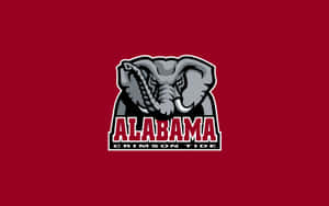 深紅色背景上的 Alabama Crimson Tide 大象吉祥物標誌 — 阿拉巴馬大學美式足球 壁紙