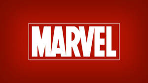 白色矩形內的白色文字Marvel標誌，背景為紅色。 — 復仇者聯盟標誌 壁紙