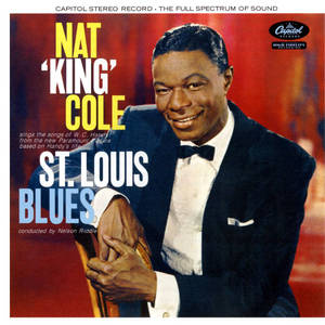 Nat King Cole 身穿禮服在《St. Louis Blues》專輯封面上微笑。 — 賈斯汀·傑佛遜 壁紙