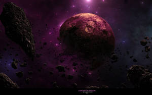 紫色星雲環繞著一顆帶有漂浮小行星的隕石坑行星。