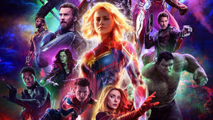 Marvel超級英雄在彩色星雲背景下擺出宇宙戰鬥姿勢。