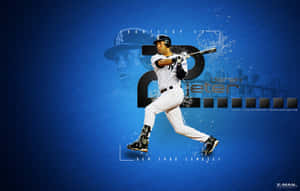 Derek Jeter 身穿紐約洋基隊制服在藍色背景上揮棒。
