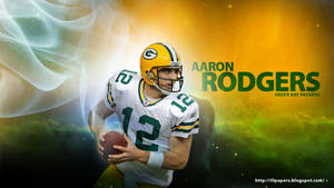 橄欖球運動員 Aaron Rodgers 身穿綠灣包裝工隊制服，在宇宙星雲背景前手持橄欖球。