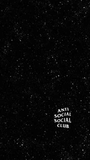 文字「Anti Social Social Club」襯以星空夜空。 — 星星 壁紙