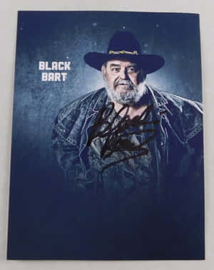 Black Bart 的肖像，在深藍色背景上有簽名和文字。