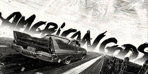 復古美國車在沙漠公路上疾馳，帶有 'AMERICAN GODS' 文字。