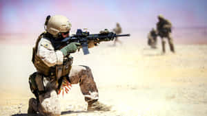 沙漠裝備的士兵在戰鬥行動中發射步槍。