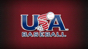 USA Baseball 標誌，帶有星星和球體設計，置於紋理紅背景上。 — 棒球 壁紙