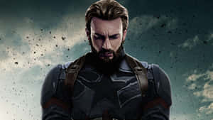 Captain America 穿著戰術服，背景是暴風雨天空和碎片