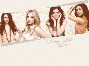 來自《Pretty Little Liars》的四位女演員身穿粉彩連衣裙，在花卉背景前擺姿勢。