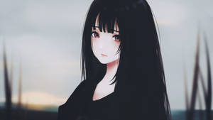 黑髮紅眼的動漫女孩，站在暮色中，伴隨著草剪影。