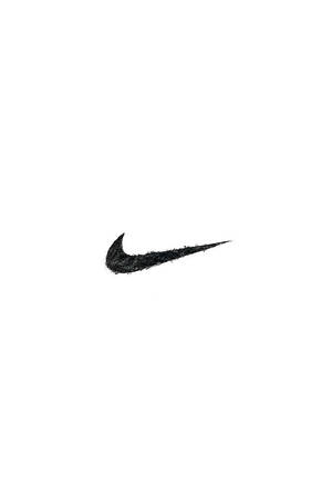 白色背景上帶有紋理筆觸效果的黑色Nike剔號標誌