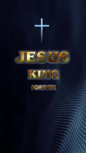 在深藍色數位波浪背景上，上方有十字架的發光金色文字 Jesus King Forever。
