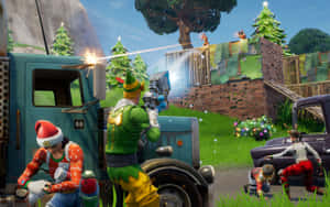 Fortnite玩家穿著節日服裝在裝飾的卡車和樹木附近戰鬥。