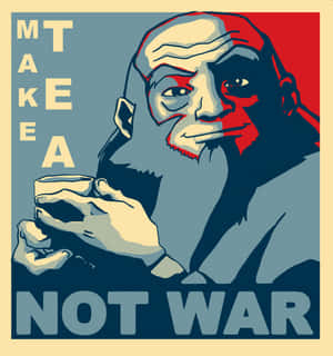 一個男人拿著一個杯子，上面寫著「Make a Tea Not War」，倡導和平。