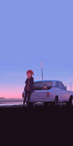 紅髮動漫女孩在黃昏時站在一輛銀色車旁。