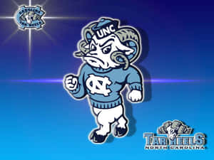 UNC Tar Heels 公羊吉祥物穿著藍色毛衣在藍色漸變背景上奔跑。